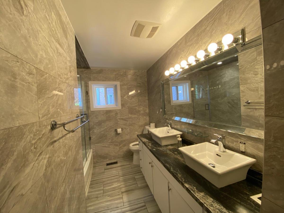 Yonge And Finch Subway !P Cozy & Quiet Private Bdr With Private Bathroom Τορόντο Εξωτερικό φωτογραφία